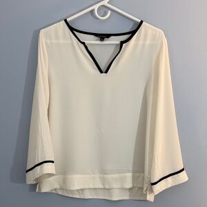 Banana Republic White/Ceam Chiffon Blouse with Black Trim SZ S